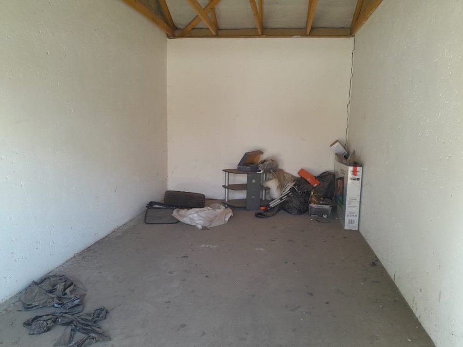 2 Bedroom Property for Sale in Waterval East North West